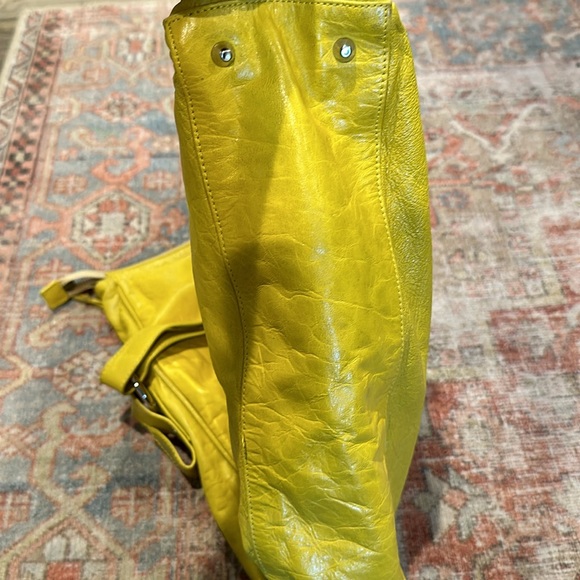 Yellow Satchel over the Shoulder. NWT - Picture 4 of 5